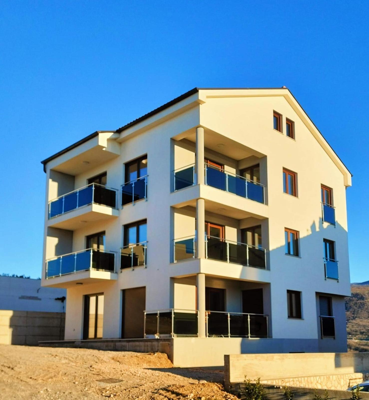 Apartment Ivana Novi