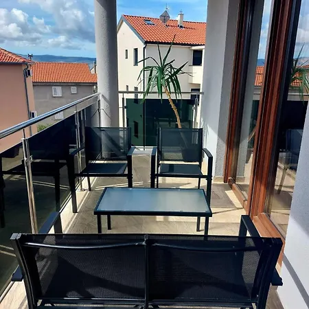Apartmani Ivana Novi Novi Vinodolski Exterior photo